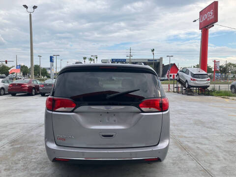 2019 Chrysler Pacifica Touring L