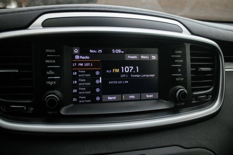 2019 Kia Sorento LX V6