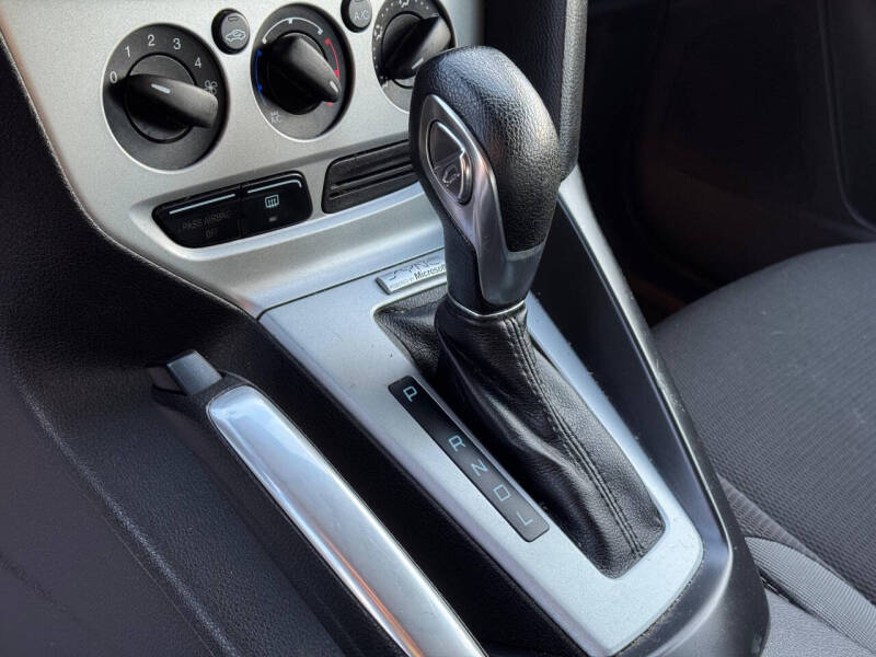 2013 Ford Focus SE