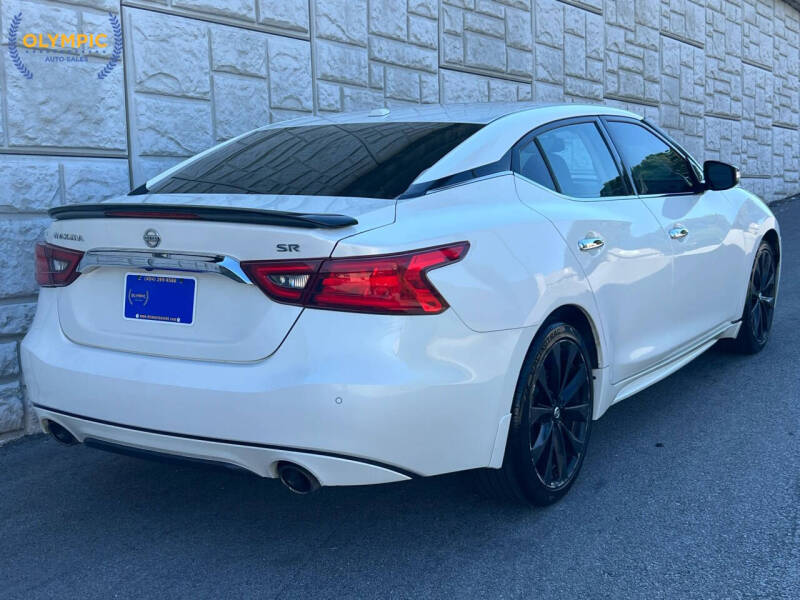 2016 Nissan Maxima