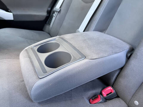 2013 Toyota Prius Three