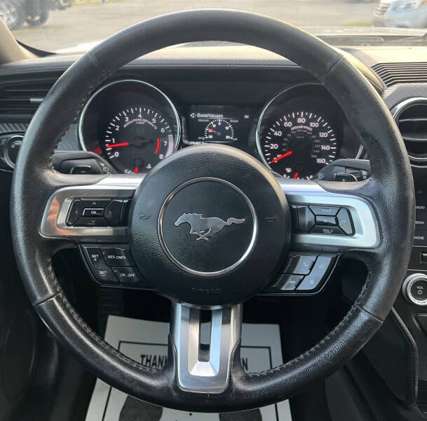 2015 Ford Mustang V6