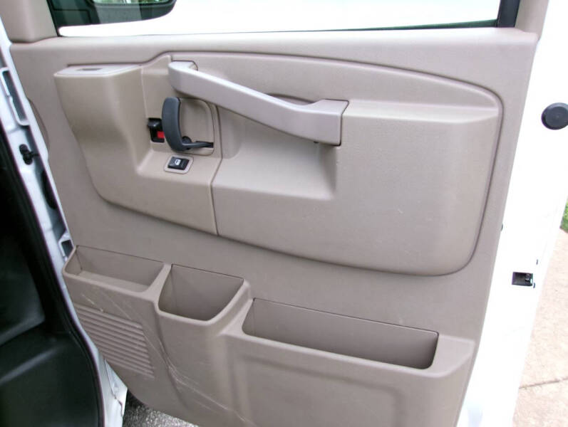 2020 Chevrolet Express 2500