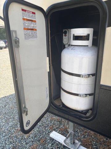 2018 Cruiser RV AIRE 25RL