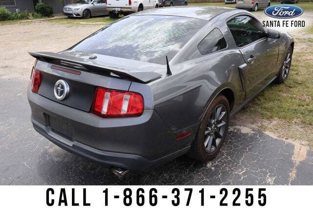 2011 Ford Mustang V6 Premium