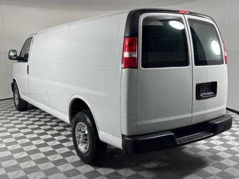 2020 Chevrolet Express 2500