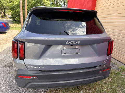 2023 Kia Sorento LX