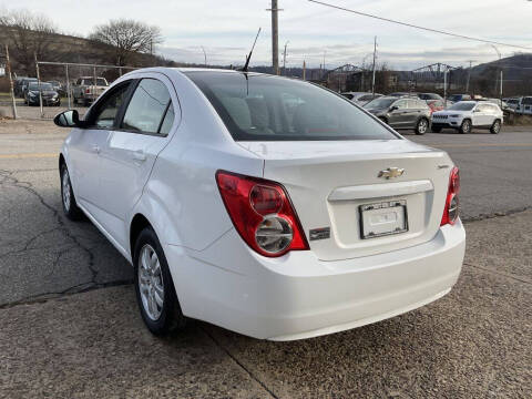 2012 Chevrolet Sonic LS