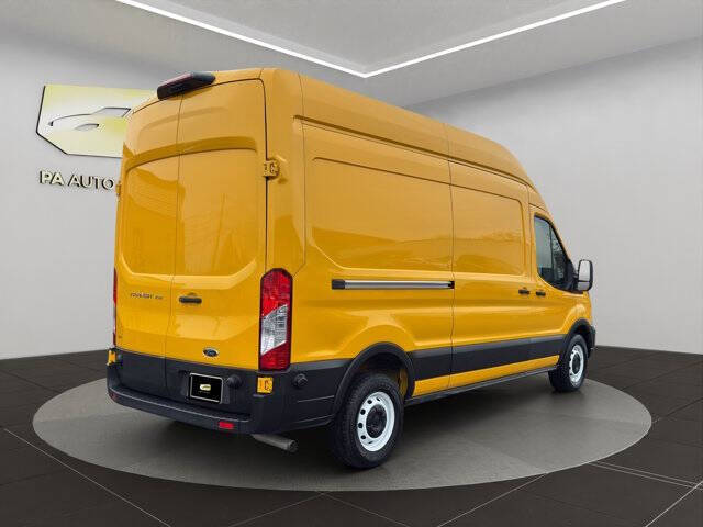 2023 Ford Transit 250