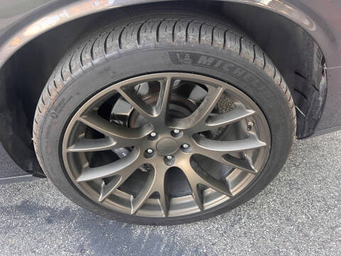 2016 Dodge Challenger 392 HEMI Scat Pack Shaker