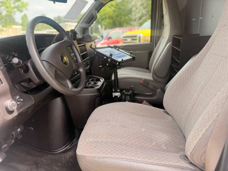 2021 Chevrolet Express 2500