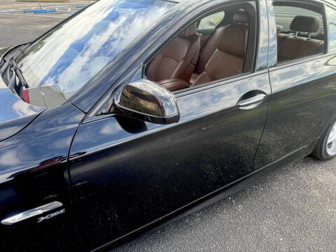 2012 BMW 5 Series 550i xDrive