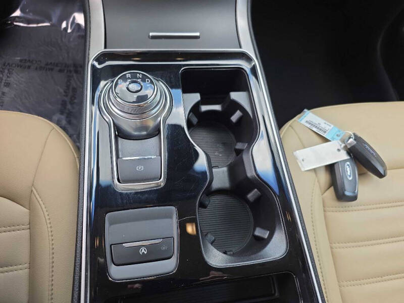 2019 Ford Edge SEL