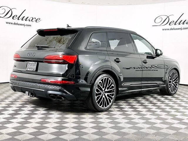2025 Audi SQ7 4.0T quattro Premium Plus