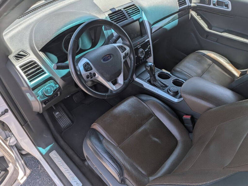 2012 Ford Explorer Limited