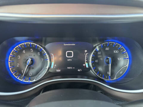 2017 Chrysler Pacifica Touring-L Plus