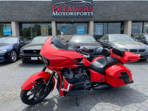 2017 Victory MAGNUM X-1