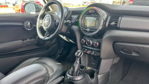 2017 MINI Hardtop 2 Door Cooper