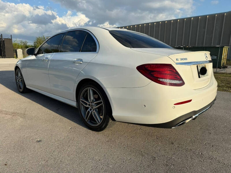 2019 Mercedes-Benz E-Class E 300