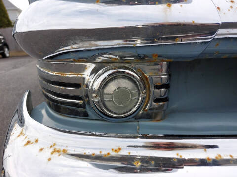1951 Ford Deluxe