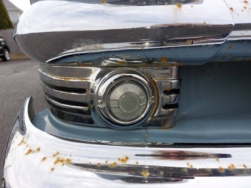 1951 Ford Deluxe