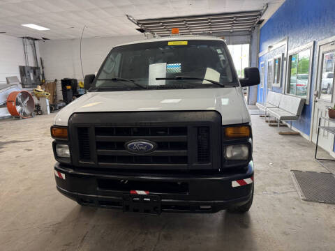 2011 Ford E-Series E-250