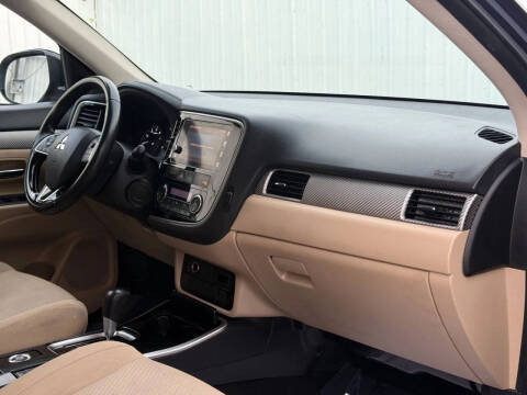 2017 Mitsubishi Outlander