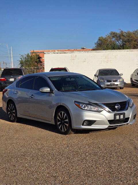 2018 Nissan Altima for sale at GREAT AUTO SALES LLC in Lubbock, TX