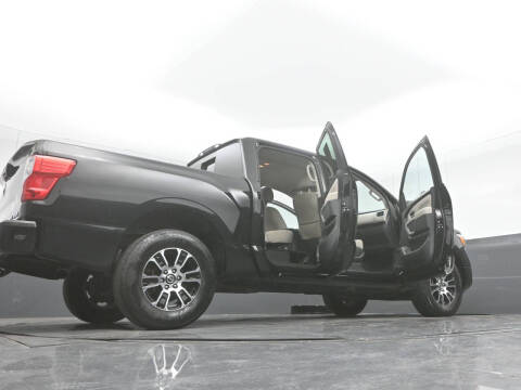 2021 Nissan Titan