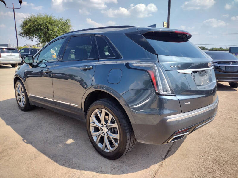 2021 Cadillac XT5 Sport