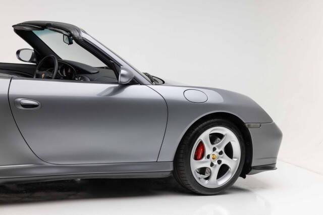 2004 Porsche 911 Carrera