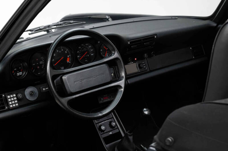 1987 Porsche 911 Carrera