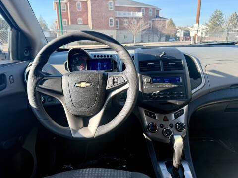 2016 Chevrolet Sonic LS Auto