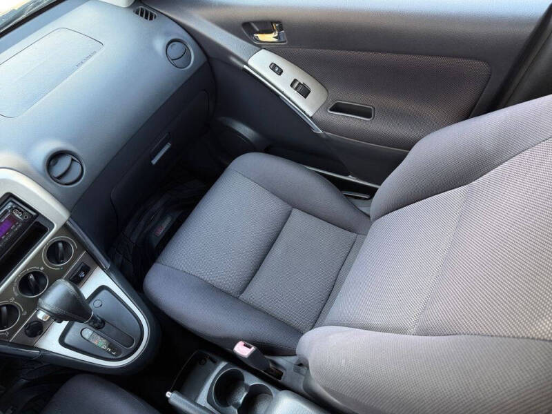 2004 Toyota Matrix