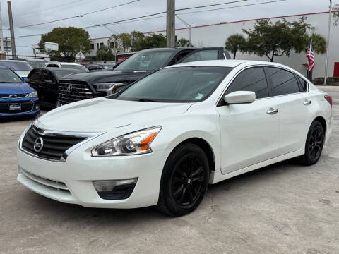 2014 Nissan Altima for sale at Kosher Motors in Hollywood FL