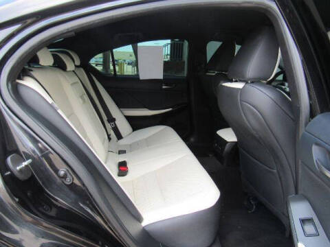 2023 Lexus IS 350 F SPORT