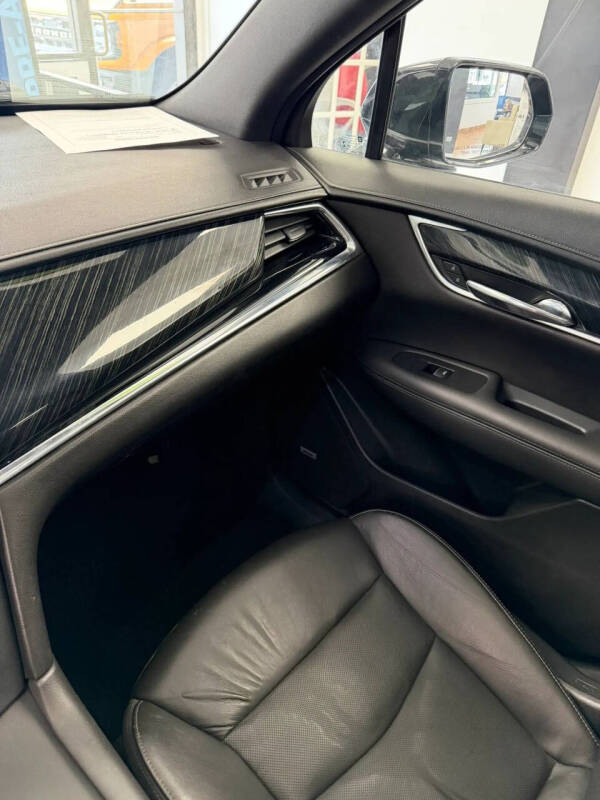 2020 Cadillac XT6 Premium Luxury