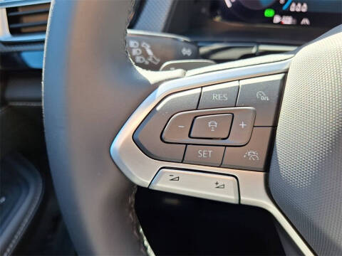 2026 Volkswagen Atlas Cross Sport SEL Premium R-Line 4Motion