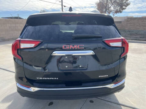 2024 GMC Terrain SLT