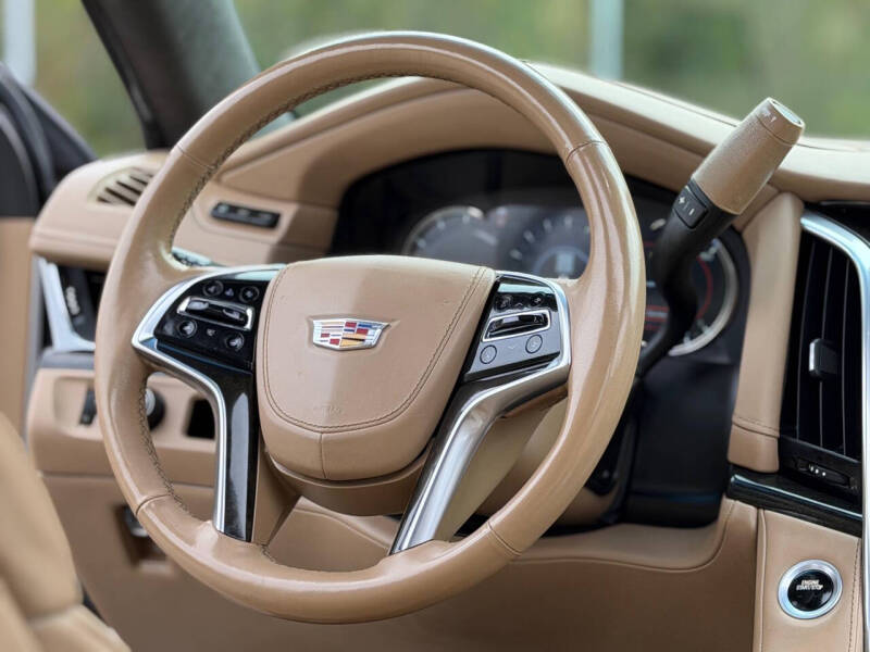 2019 Cadillac Escalade ESV Platinum