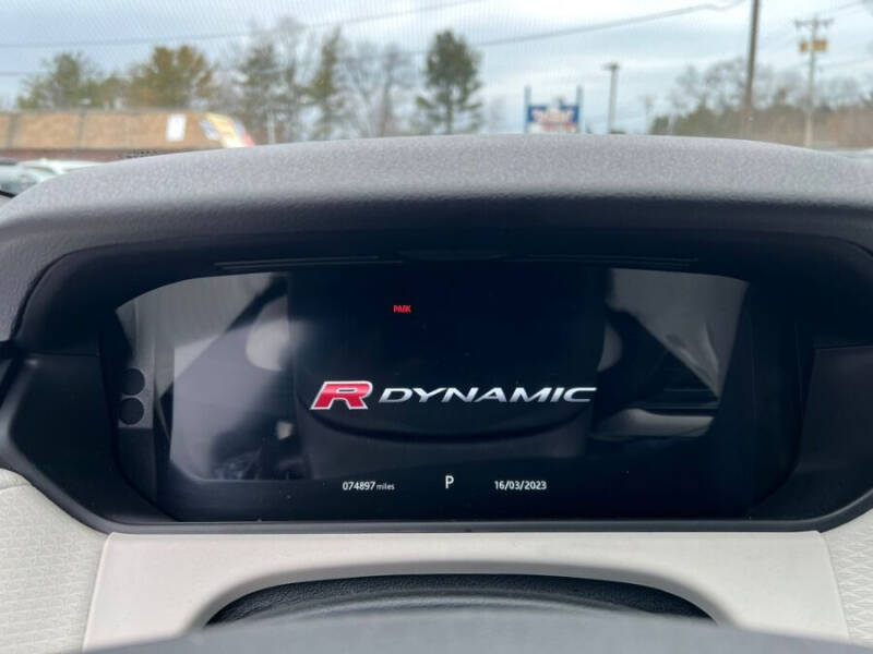 2018 Land Rover Range Rover Velar P250 R-Dynamic SE