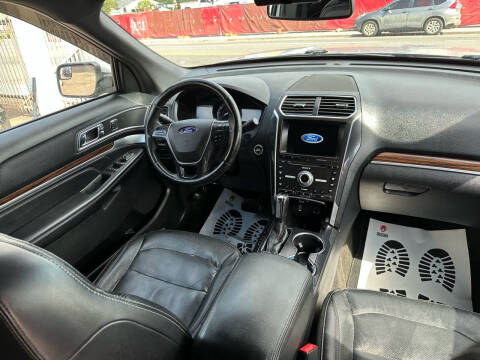 2017 Ford Explorer Limited