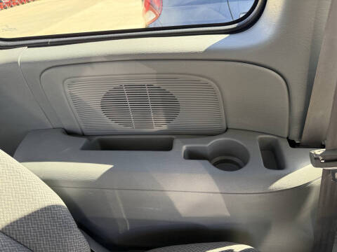 2005 Dodge Caravan SXT