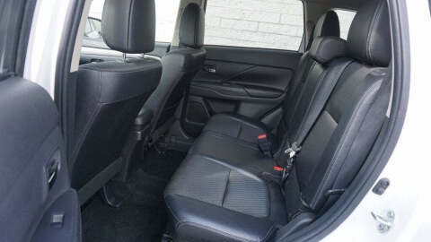 2015 Mitsubishi Outlander SE