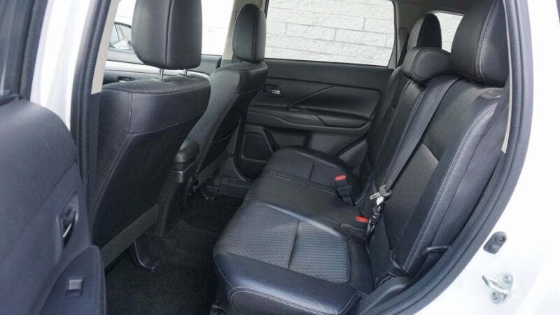 2015 Mitsubishi Outlander SE