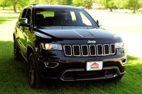 2017 Jeep Grand Cherokee for sale at Auto House Superstore in Terre Haute IN
