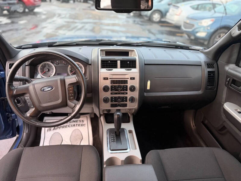 2009 Ford Escape XLT