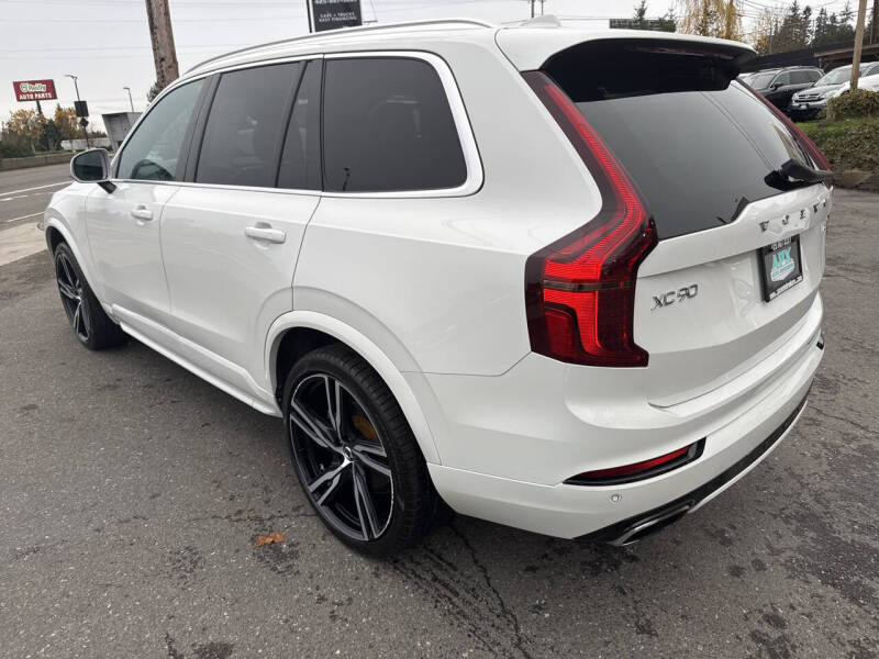 2017 Volvo XC90 T6 R-Design