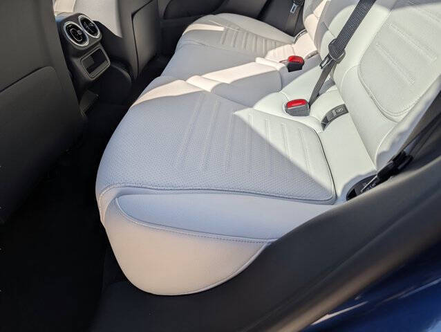 2023 Mercedes-Benz GLC GLC 300