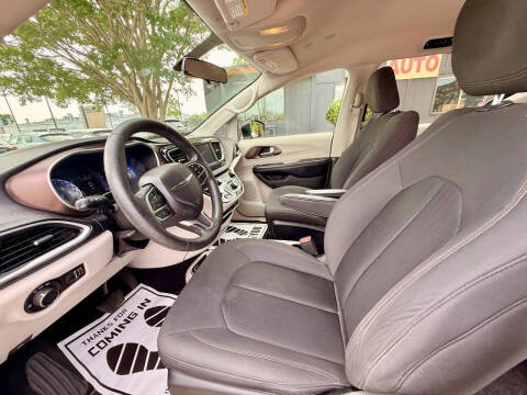 2019 Chrysler Pacifica L